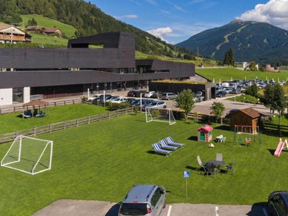 Appartments Lercher Irma Innichen Exterior foto